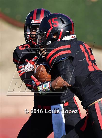 Thumbnail 1 in Helix vs. Clayton Valley Charter (Honor Bowl Series) photogallery.