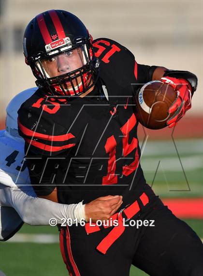Thumbnail 3 in Helix vs. Clayton Valley Charter (Honor Bowl Series) photogallery.