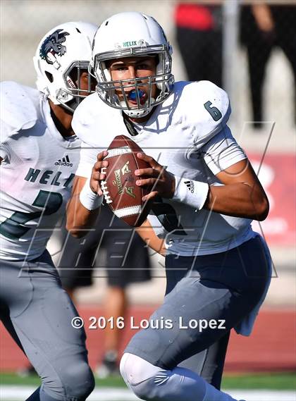 Thumbnail 1 in Helix vs. Clayton Valley Charter (Honor Bowl Series) photogallery.