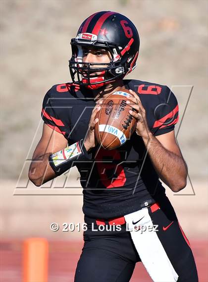 Thumbnail 3 in Helix vs. Clayton Valley Charter (Honor Bowl Series) photogallery.