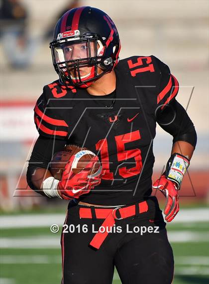 Thumbnail 2 in Helix vs. Clayton Valley Charter (Honor Bowl Series) photogallery.