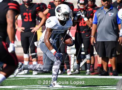Thumbnail 2 in Helix vs. Clayton Valley Charter (Honor Bowl Series) photogallery.