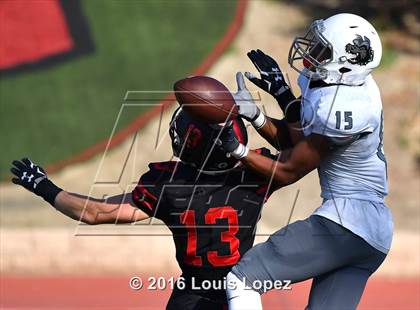 Thumbnail 2 in Helix vs. Clayton Valley Charter (Honor Bowl Series) photogallery.