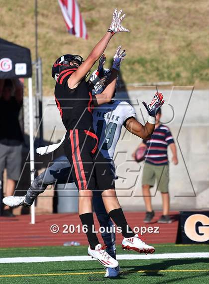 Thumbnail 3 in Helix vs. Clayton Valley Charter (Honor Bowl Series) photogallery.