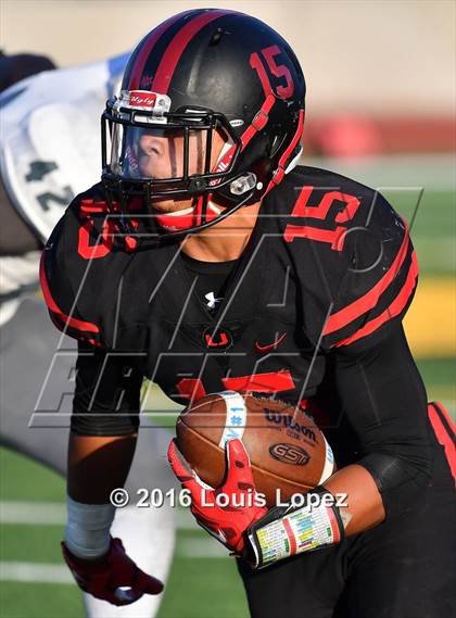 Thumbnail 3 in Helix vs. Clayton Valley Charter (Honor Bowl Series) photogallery.