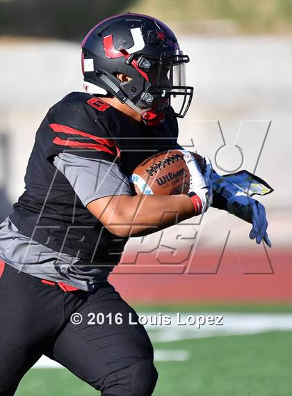 Thumbnail 3 in Helix vs. Clayton Valley Charter (Honor Bowl Series) photogallery.