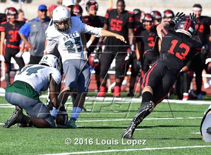 Thumbnail 2 in Helix vs. Clayton Valley Charter (Honor Bowl Series) photogallery.