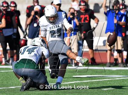 Thumbnail 1 in Helix vs. Clayton Valley Charter (Honor Bowl Series) photogallery.