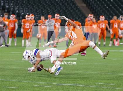 Thumbnail 3 in Graham @ Celina (UIL Class 4A Division 2  Region Final) photogallery.