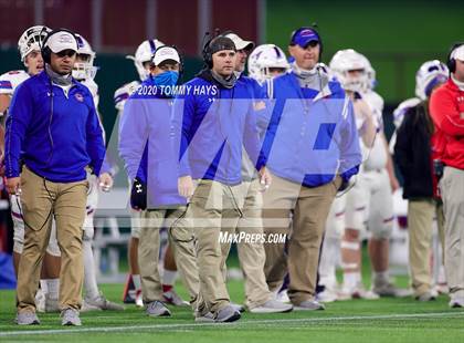 Thumbnail 2 in Graham @ Celina (UIL Class 4A Division 2  Region Final) photogallery.