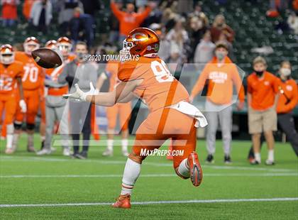 Thumbnail 2 in Graham @ Celina (UIL Class 4A Division 2  Region Final) photogallery.