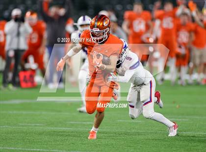 Thumbnail 3 in Graham @ Celina (UIL Class 4A Division 2  Region Final) photogallery.