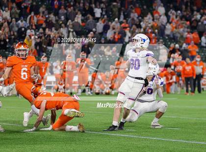 Thumbnail 1 in Graham @ Celina (UIL Class 4A Division 2  Region Final) photogallery.
