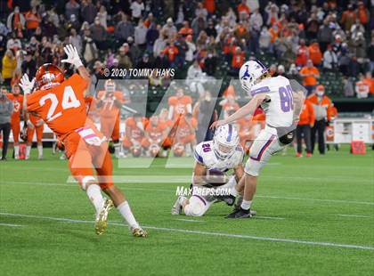 Thumbnail 2 in Graham @ Celina (UIL Class 4A Division 2  Region Final) photogallery.