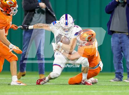 Thumbnail 2 in Graham @ Celina (UIL Class 4A Division 2  Region Final) photogallery.