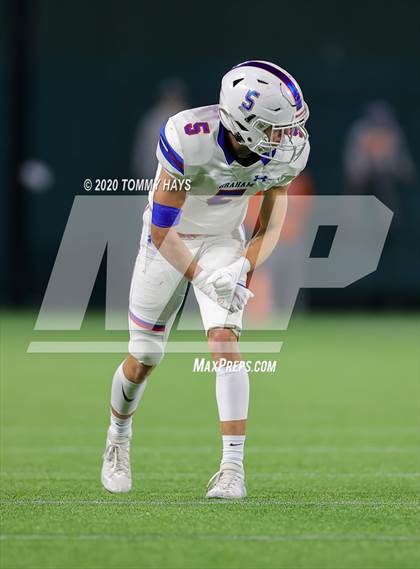 Thumbnail 2 in Graham @ Celina (UIL Class 4A Division 2  Region Final) photogallery.