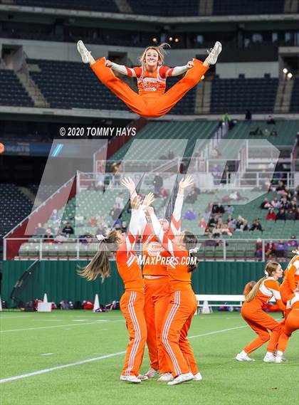 Thumbnail 3 in Graham @ Celina (UIL Class 4A Division 2  Region Final) photogallery.