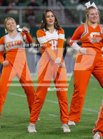Thumbnail 3 in Graham @ Celina (UIL Class 4A Division 2  Region Final) photogallery.
