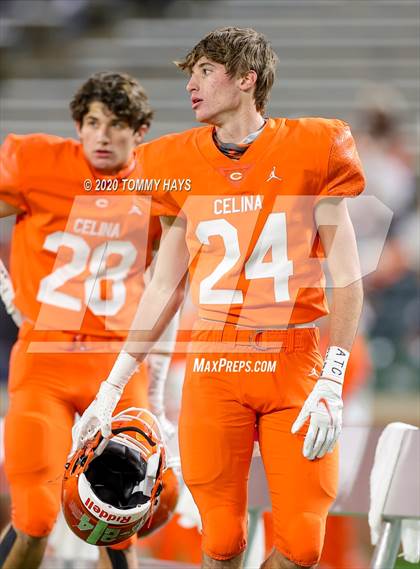 Thumbnail 2 in Graham @ Celina (UIL Class 4A Division 2  Region Final) photogallery.