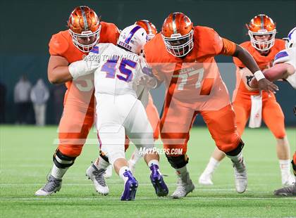 Thumbnail 3 in Graham @ Celina (UIL Class 4A Division 2  Region Final) photogallery.