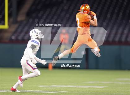 Thumbnail 2 in Graham @ Celina (UIL Class 4A Division 2  Region Final) photogallery.