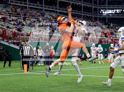 Thumbnail 3 in Graham @ Celina (UIL Class 4A Division 2  Region Final) photogallery.