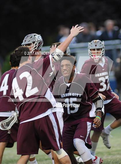 Thumbnail 2 in Garden City vs. Manhasset (Section 8 Class B Final) photogallery.