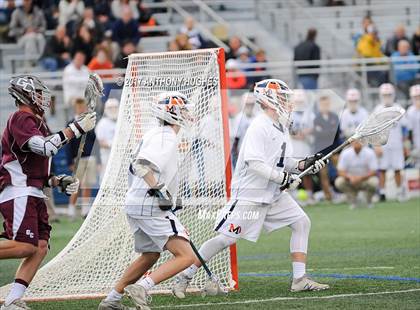 Thumbnail 1 in Garden City vs. Manhasset (Section 8 Class B Final) photogallery.