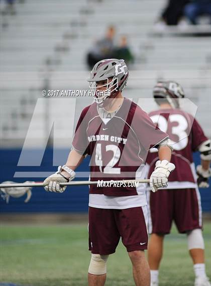 Thumbnail 1 in Garden City vs. Manhasset (Section 8 Class B Final) photogallery.