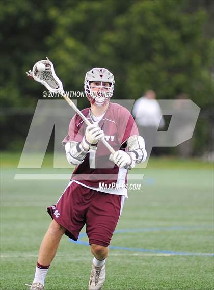 Thumbnail 1 in Garden City vs. Manhasset (Section 8 Class B Final) photogallery.