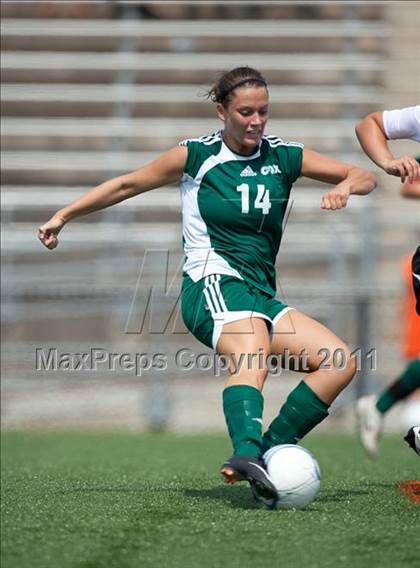 Thumbnail 3 in Cox vs. Heritage (VHSL AAA Semifinal) photogallery.