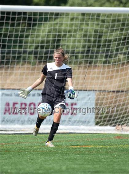Thumbnail 3 in Cox vs. Heritage (VHSL AAA Semifinal) photogallery.