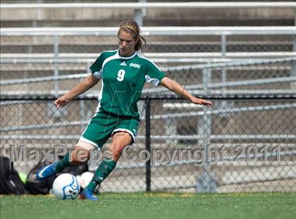 Thumbnail 2 in Cox vs. Heritage (VHSL AAA Semifinal) photogallery.