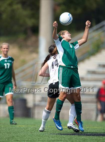 Thumbnail 1 in Cox vs. Heritage (VHSL AAA Semifinal) photogallery.