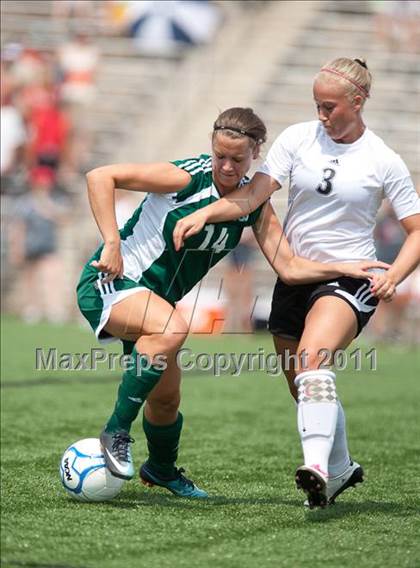 Thumbnail 2 in Cox vs. Heritage (VHSL AAA Semifinal) photogallery.