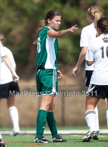 Thumbnail 2 in Cox vs. Heritage (VHSL AAA Semifinal) photogallery.