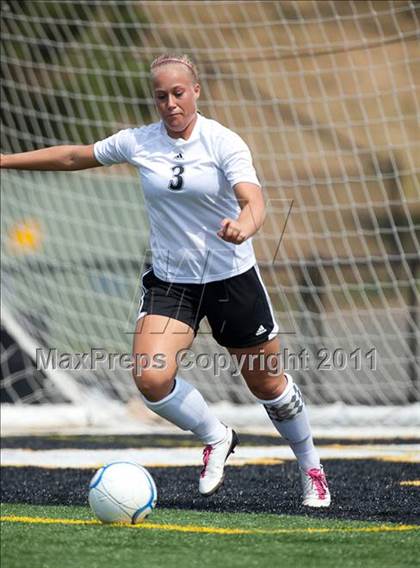 Thumbnail 2 in Cox vs. Heritage (VHSL AAA Semifinal) photogallery.