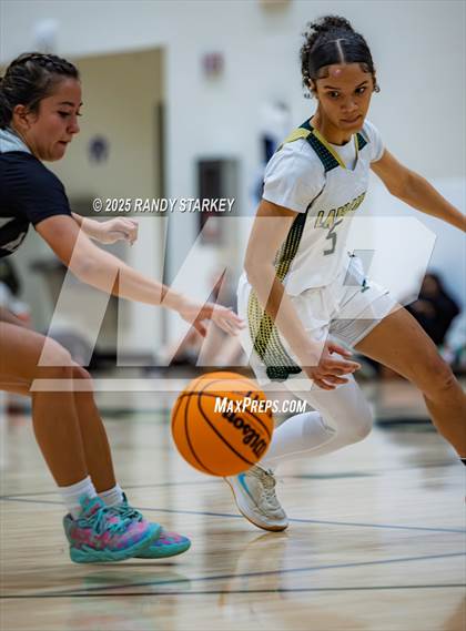 Thumbnail 2 in Mariner @ Island Coast photogallery.