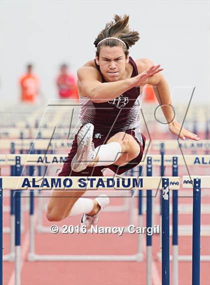 Thumbnail 2 in Conference 5A Region IV Track Meet photogallery.