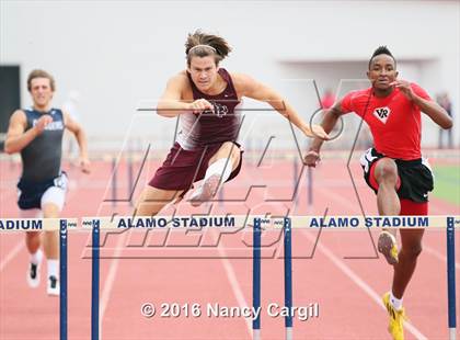 Thumbnail 1 in Conference 5A Region IV Track Meet photogallery.