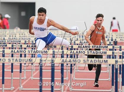 Thumbnail 3 in Conference 5A Region IV Track Meet photogallery.