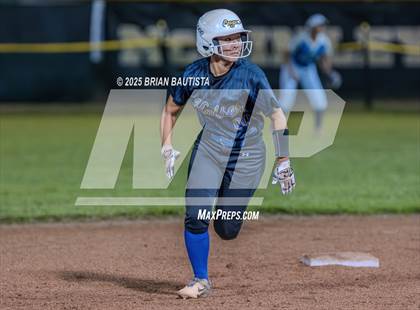 Thumbnail 2 in Kaiser vs Moanalua (OIA Semifinals) photogallery.