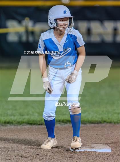Thumbnail 3 in Kaiser vs Moanalua (OIA Semifinals) photogallery.
