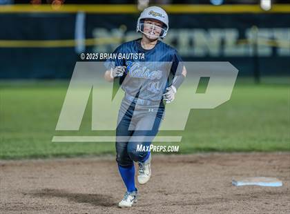 Thumbnail 3 in Kaiser vs Moanalua (OIA Semifinals) photogallery.