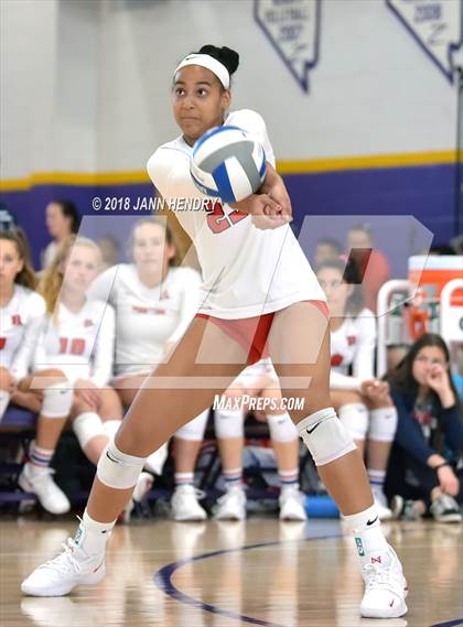 Thumbnail 2 in Xavier vs Redondo Union (Durango Fall Classic) photogallery.
