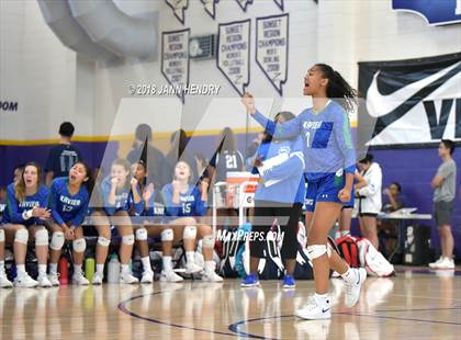 Thumbnail 2 in Xavier vs Redondo Union (Durango Fall Classic) photogallery.