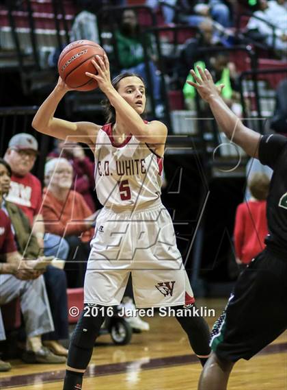 Thumbnail 3 in Mansfield @ E.D. White (LHSAA Class 3A 1st Round Playoff) photogallery.