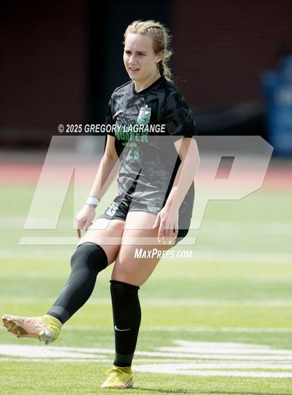 Thumbnail 3 in Arlington vs Prosper (UIL 6A Area Playoff Division 1) photogallery.