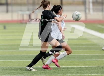 Thumbnail 3 in Arlington vs Prosper (UIL 6A Area Playoff Division 1) photogallery.