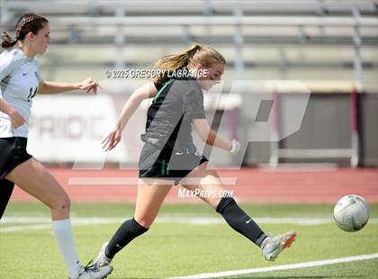 Thumbnail 3 in Arlington vs Prosper (UIL 6A Area Playoff Division 1) photogallery.